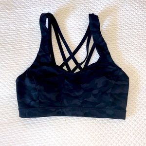 lululemon camo sports bra size 4